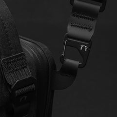 Kompak Crossbody Bag