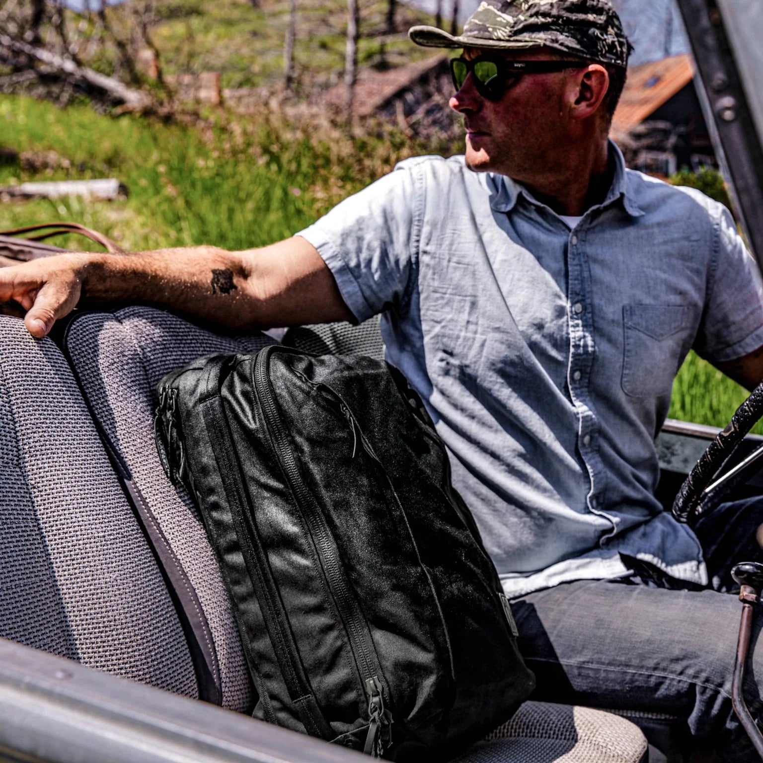 EVERGOODS x Carryology | A Griffin for the Ages - Civic Panel Loader 24L (CPL24)