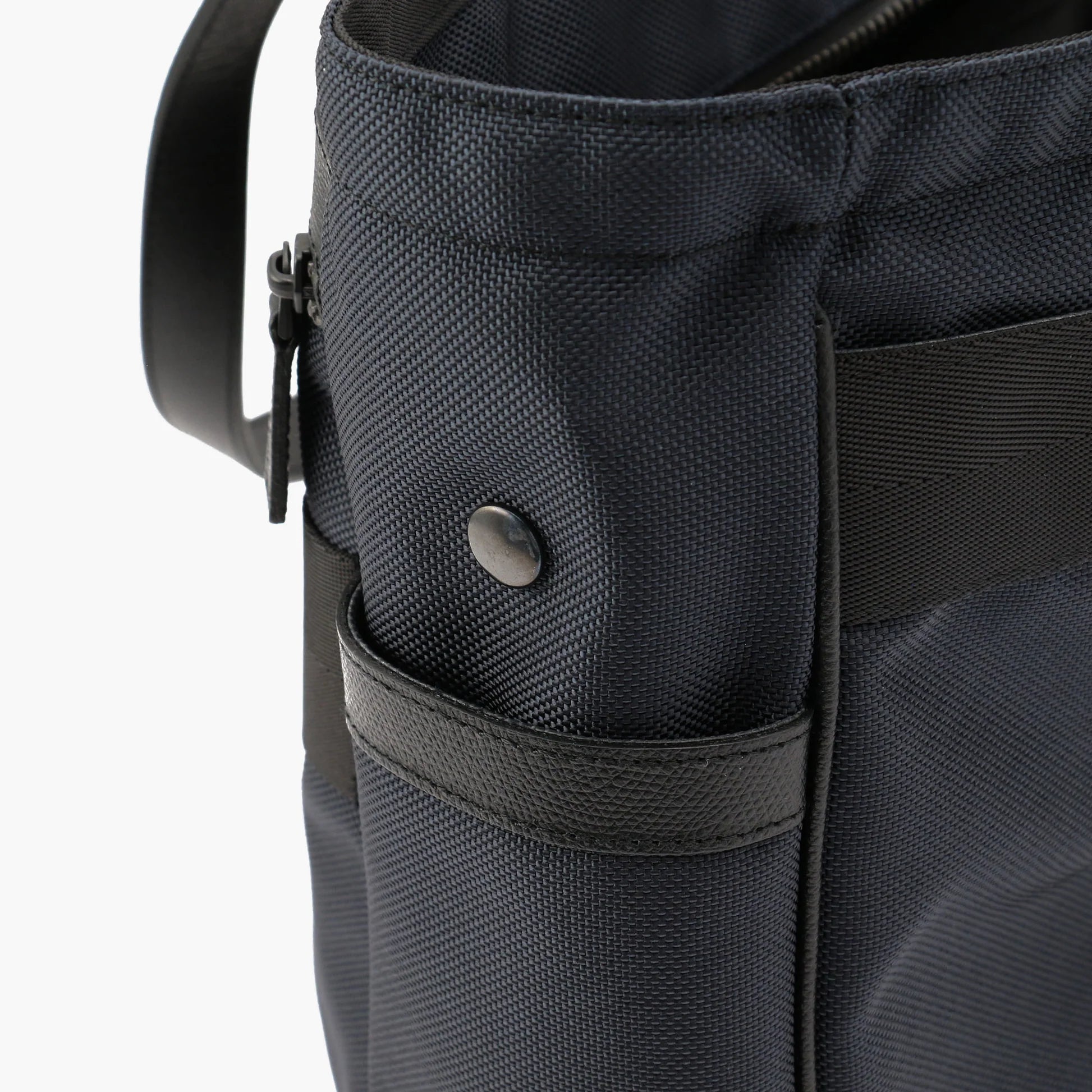 FUSION SQ TOTE HD BRIEFING Tote Bag Suburban.