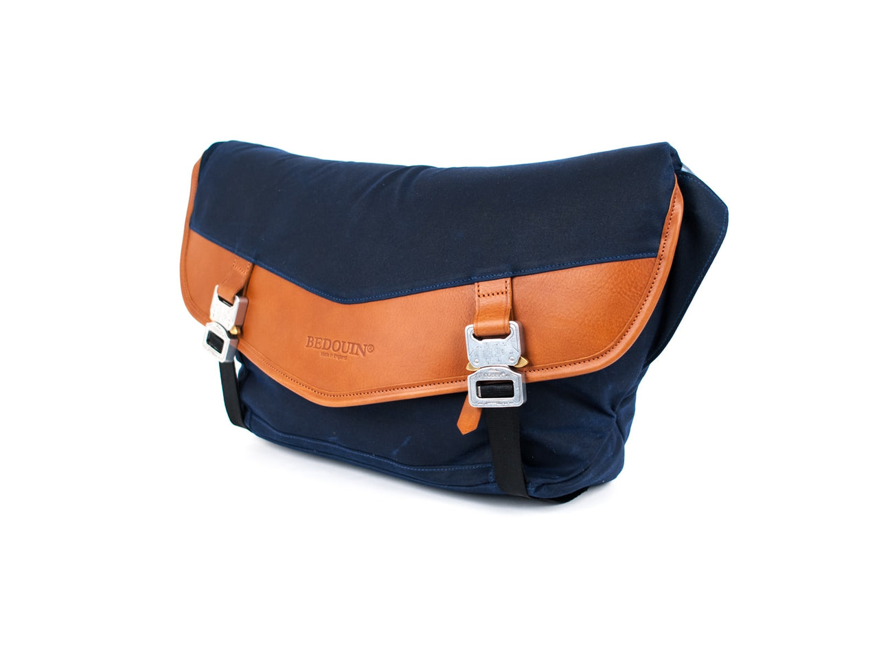 Genghis Medium Messenger Bag (Made in England 🇬🇧)