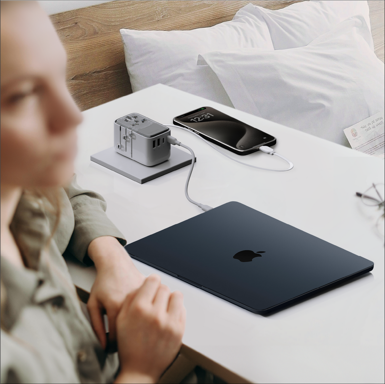 1-World+ Flow 4-Port Travel Charger With Built-In USB-C Cable 35W