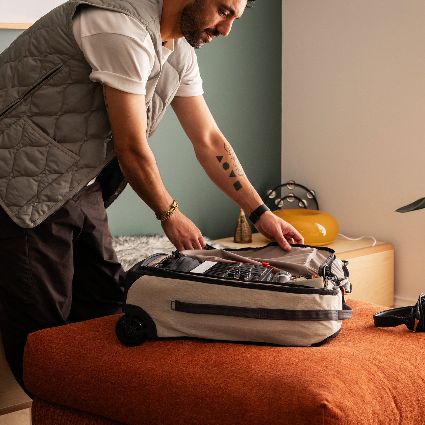Lite Carry-On