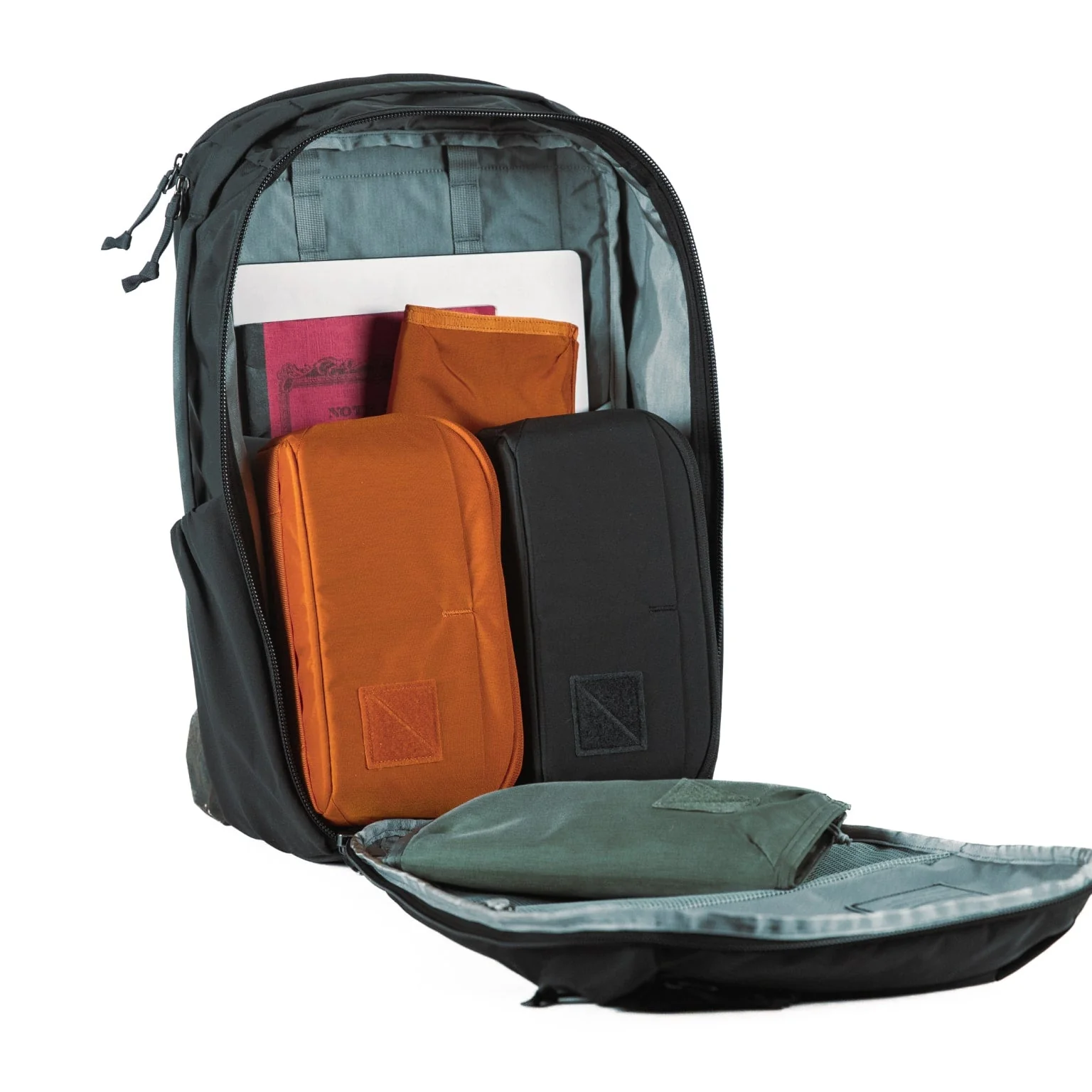 CIVIC TRAVEL BAG 26L