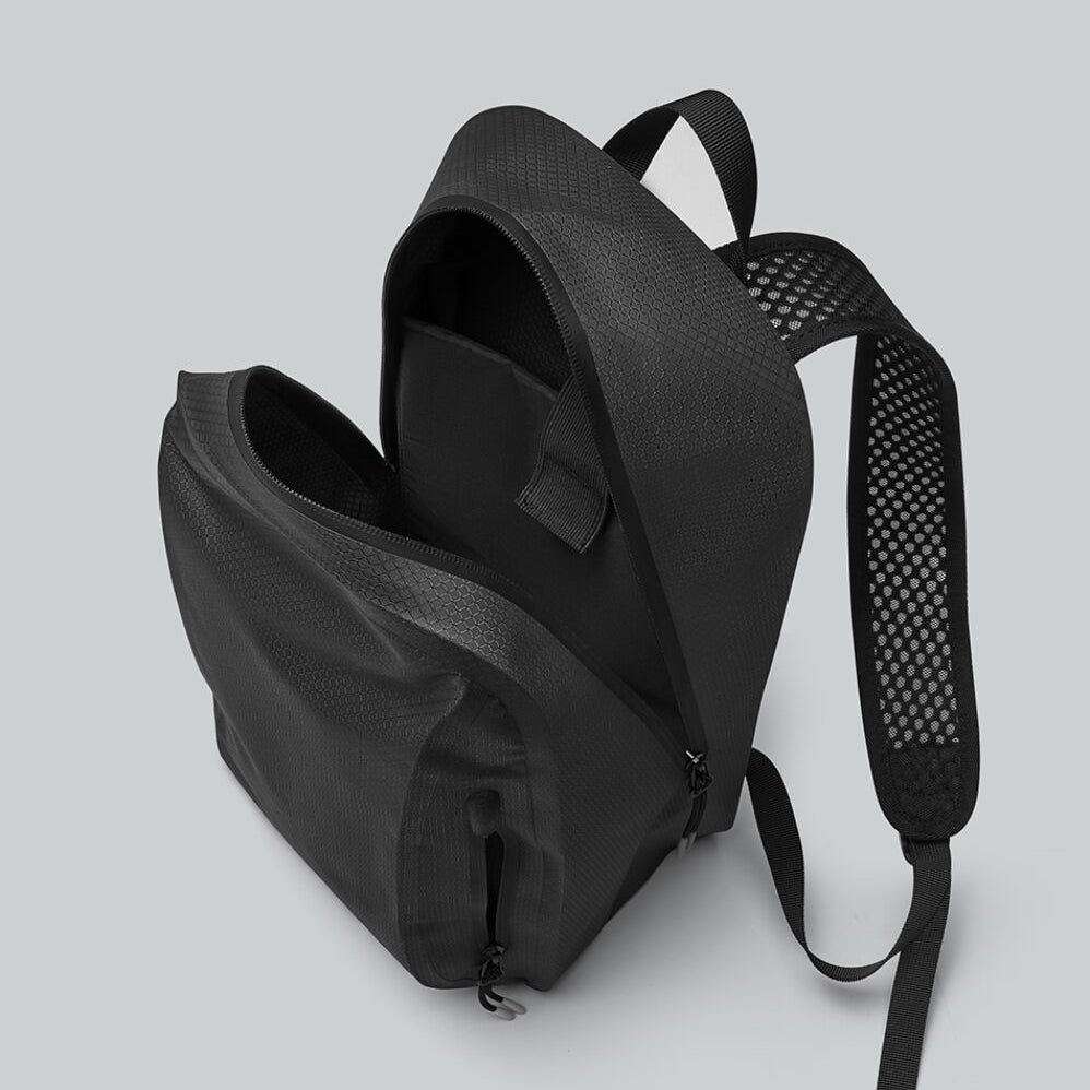 Lightweight DuoSeal Backpack 14